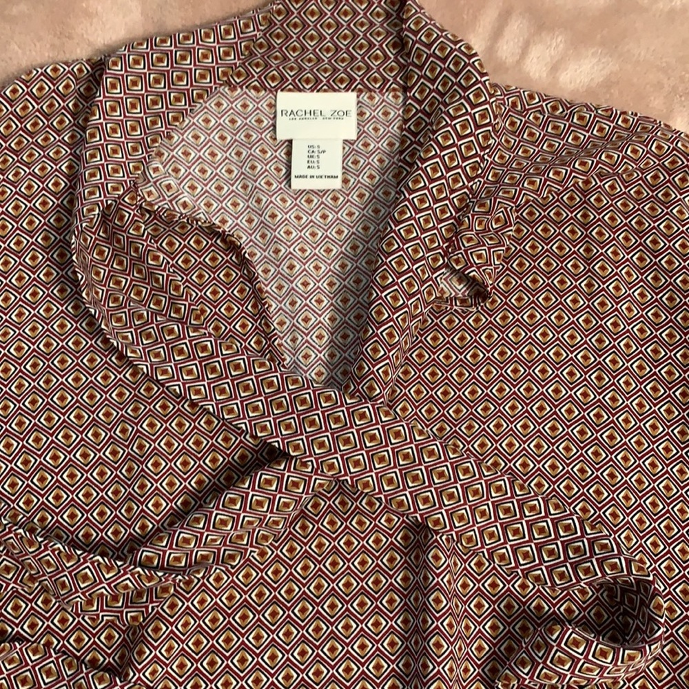 Patterned Blouse - Picture 3 of 3